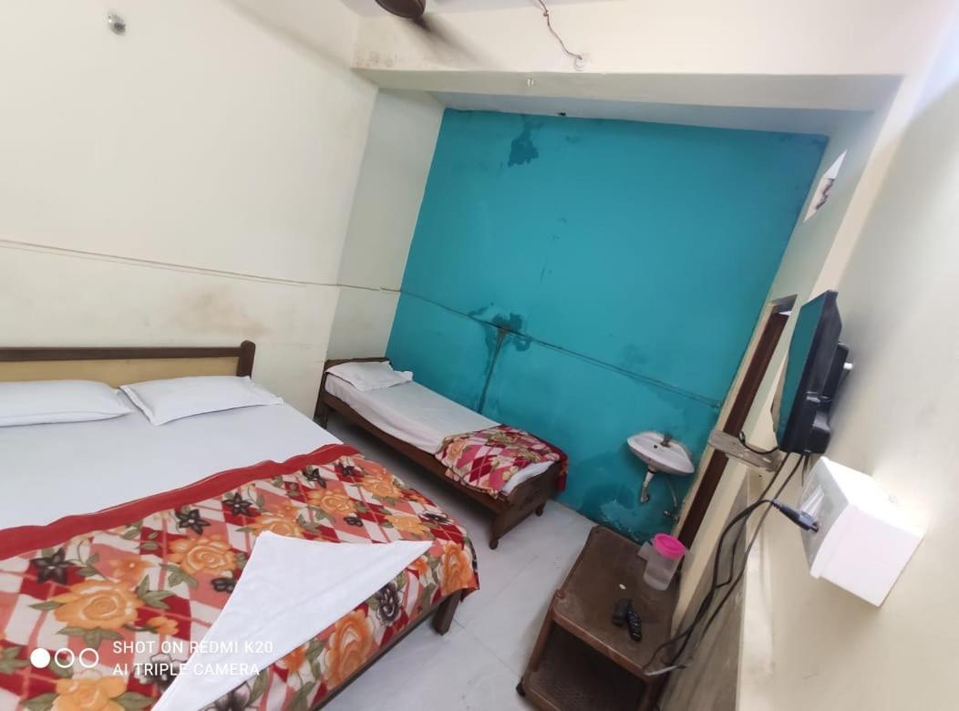 Hotel Sai Nivas Residency Hyderabad Exterior foto