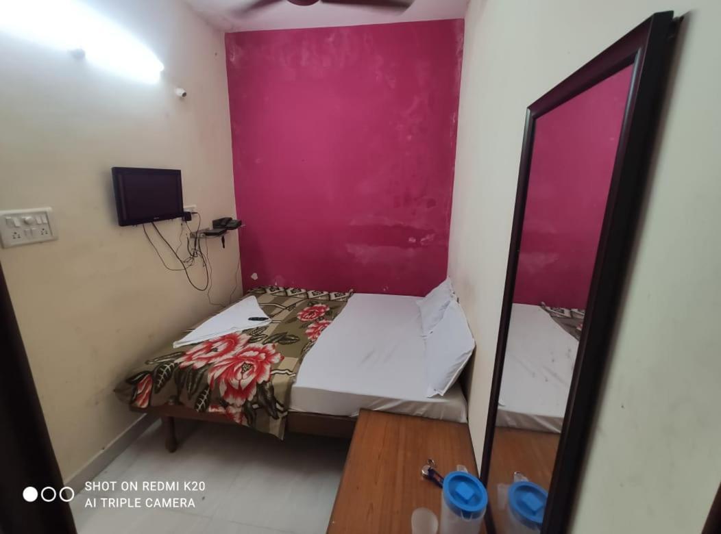 Hotel Sai Nivas Residency Hyderabad Exterior foto
